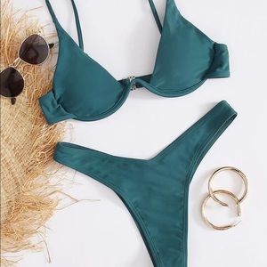 Underwire High leg Bikini Swuimsuit